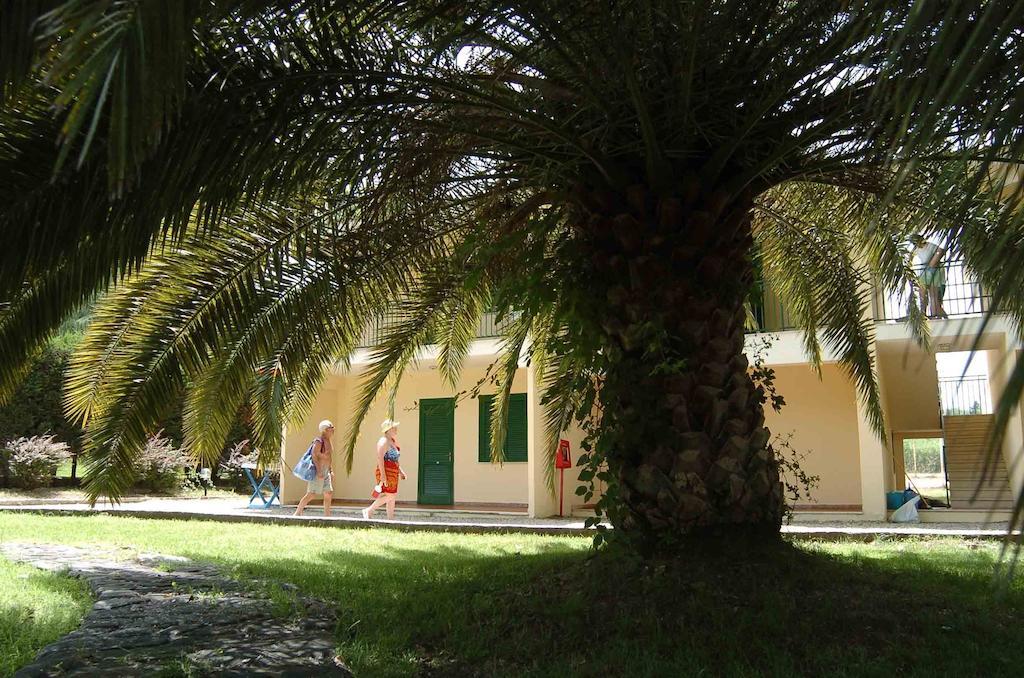 Marina Di Rossano Village Club Exterior photo
